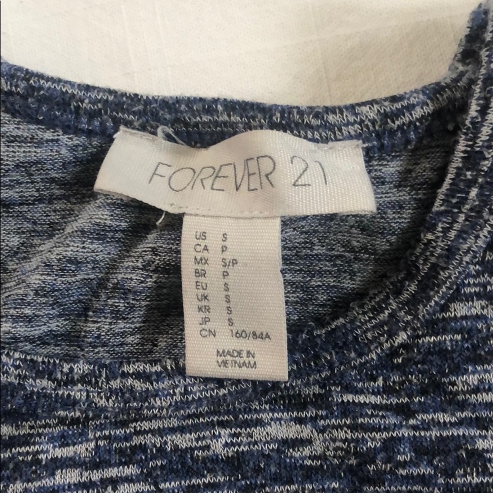 Forever 21 summer top - Picture 2 of 4